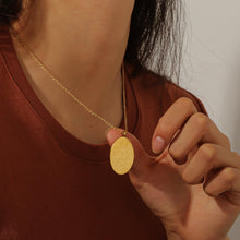 Load image into Gallery viewer, Divine Ayatul Qursi Oval Pendant Necklace
